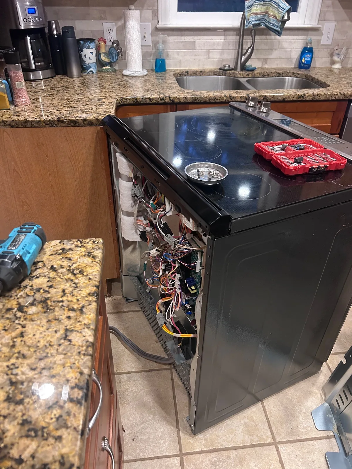 GE Appliances Oven & Range Not Heating. Control Board Replacement in Raleigh — photo 2